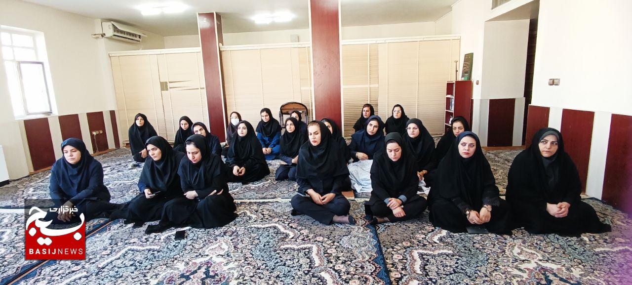بانوان تمدن‌ساز لرستان؛ نماد ایستادگی و حامیان خط مقدم جهاد