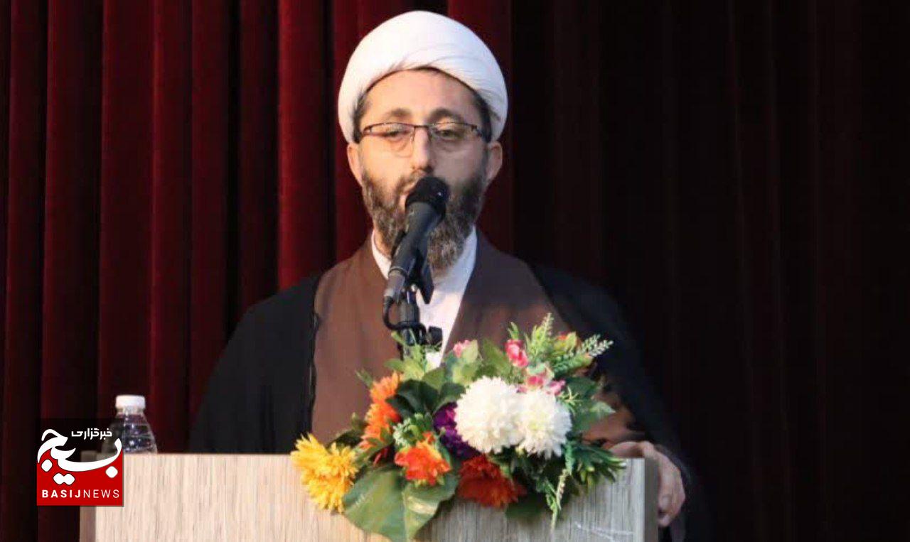 ۱۳ آبان؛ سپر ایمان و اراده‌ی ملتی در برابر توطئه‌ی استکبار