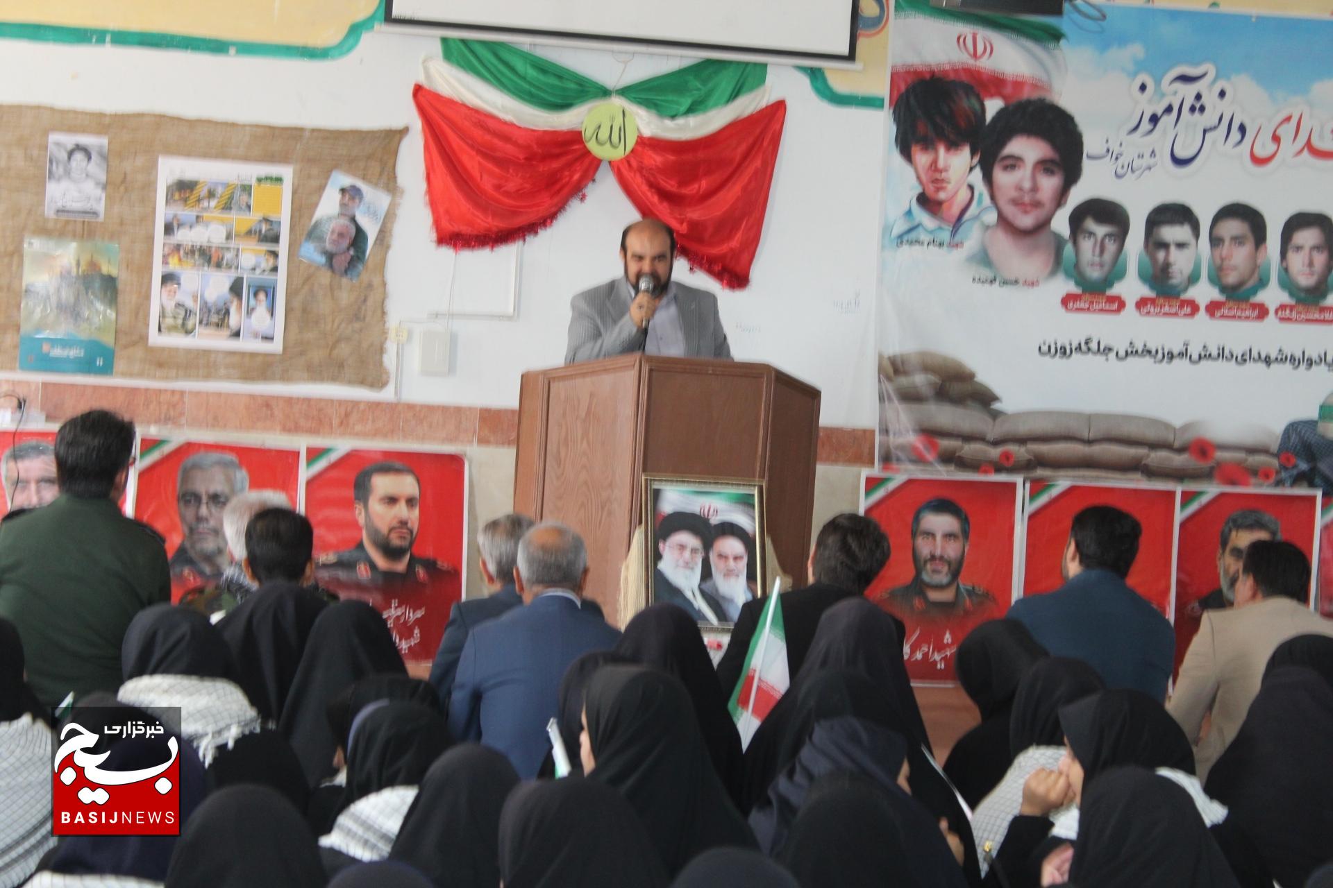 دشمنی آمریکا با ملت ایران از ملی شدن صنعت نفت آغاز شد، نه تسخیر سفارت