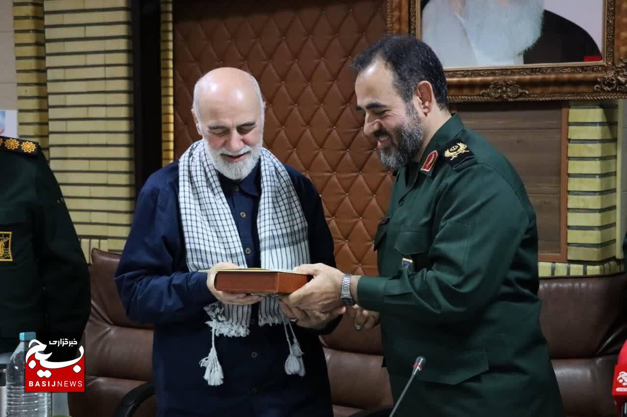 مجمع عالی بسیج باید محور حل مسائل استان باشد مجمع عالی بسیج باید محور حل مسائل استان باشد