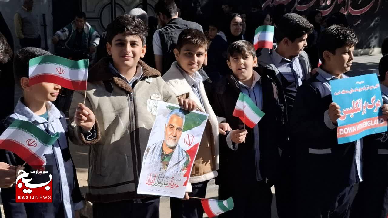 تسخیر لانه جاسوسی پایان سلطه آمریکا بر ایران بود تسخیر لانه جاسوسی پایان سلطه آمریکا بر ایران بود