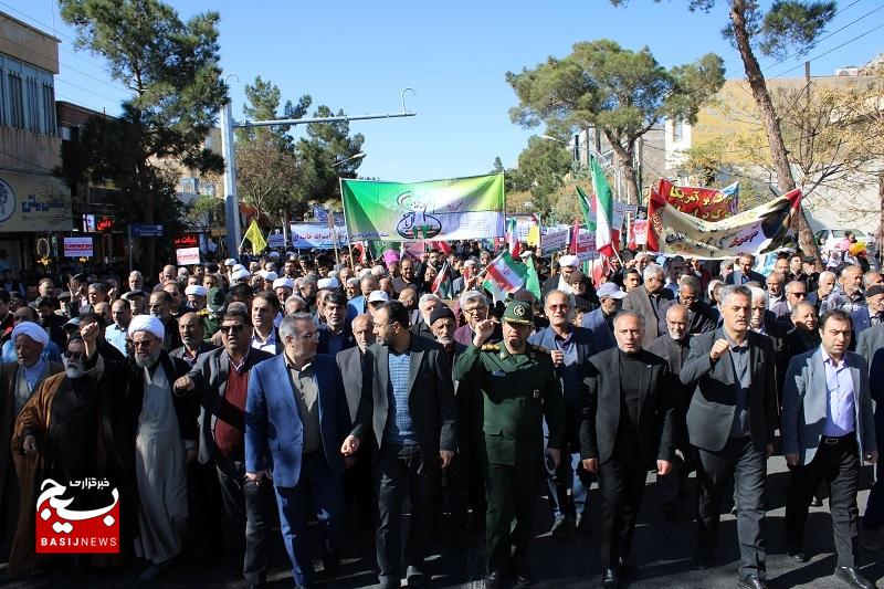 اینجا دامغان است؛ به وقت حماسه فاطمی ۱۳ آبان