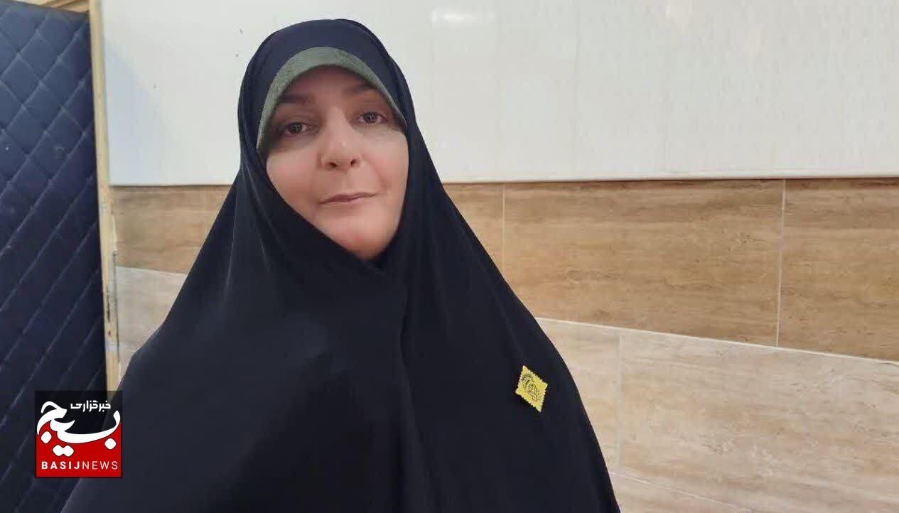 برنامه های آموزشی فرهنگی با حضور کارشناسان تخصصی برگزارمی شود 