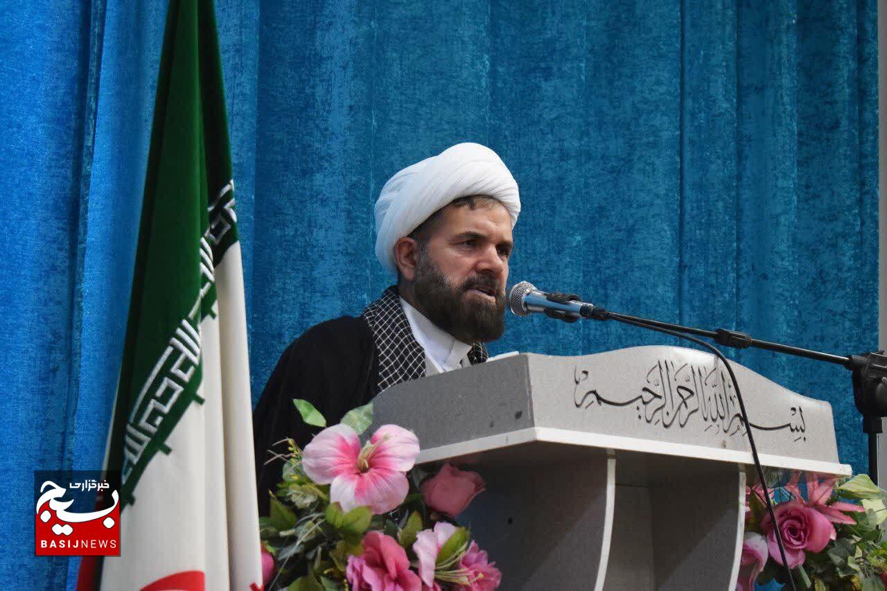 امام جمعه زاوه: سودان قربانی فریب غرب شد / دشمن استقلال ملت‌ها را هدف گرفته است