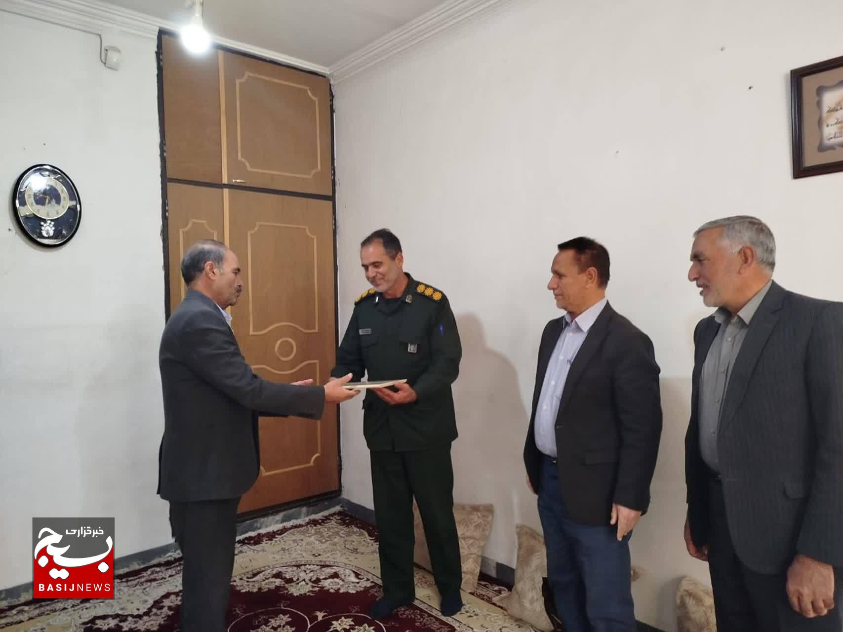 تجلیل از خانواده‌های پیشکسوتان ناحیه سپاه ناحیه کوهدشت با حضور فرمانده سپاه کوهدشت