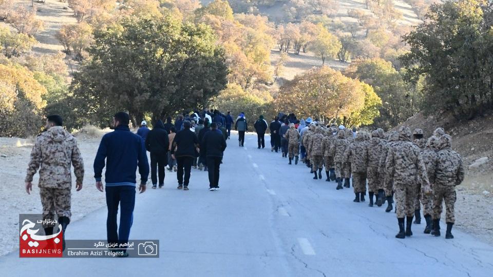 کوهنوردی کارکنان سپاه فتح استان به مناسبت گرامیداشت هفته بسیج