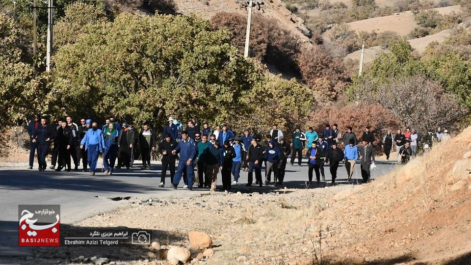 کوهنوردی کارکنان سپاه فتح استان به مناسبت گرامیداشت هفته بسیج