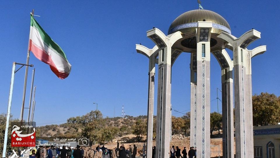 کوهنوردی کارکنان سپاه فتح استان به مناسبت گرامیداشت هفته بسیج