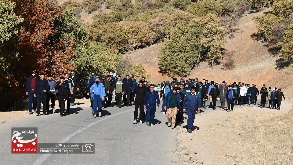کوهنوردی کارکنان سپاه فتح استان به مناسبت گرامیداشت هفته بسیج