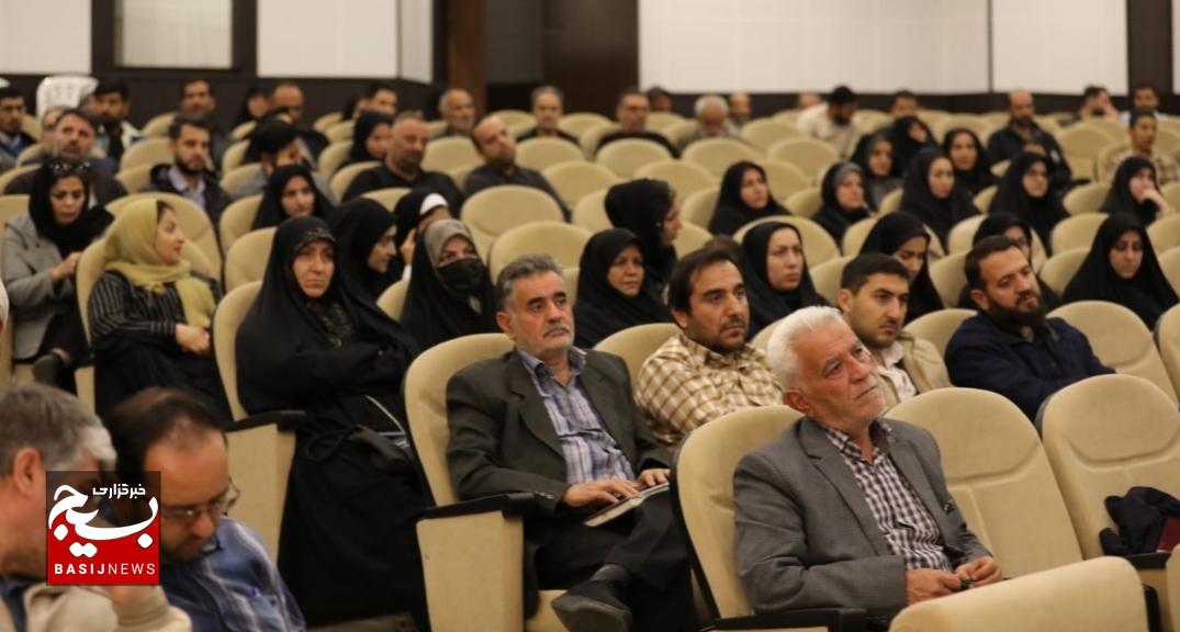 استمرار انقلاب در حفظ کرامت انسانها معنا پیدا میکند/محله کرامت، میدان مجاهدت برای نجات انسانها و تحقق اهداف الهی انقلاب است استمرار انقلاب در حفظ کرامت انسانها معنا پیدا میکند/محله کرامت، میدان مجاهدت برای نجات انسانها و تحقق اهداف الهی انقلاب است
