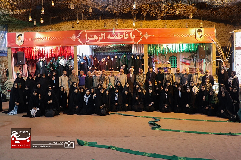 بازدید دانش‌آموزان دختر شهرستان دشتستان از یادمان شهدای والفجر ۸ در اروندکنار