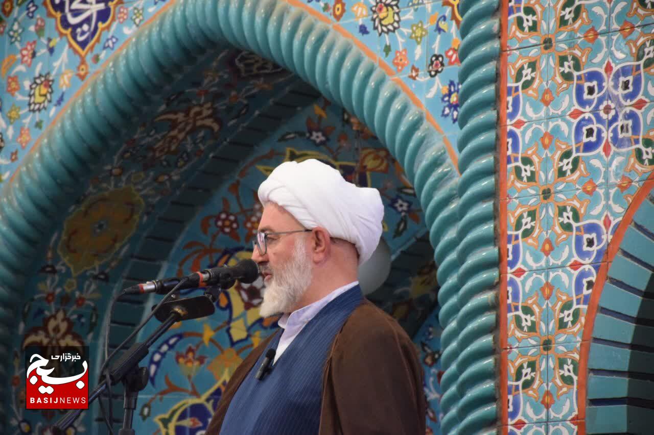 امام‌جمعه شاهرود: کتاب‌خوانی زیربنای تمدن و بحران آب آزمونی برای ایمان و اخلاق جامعه است