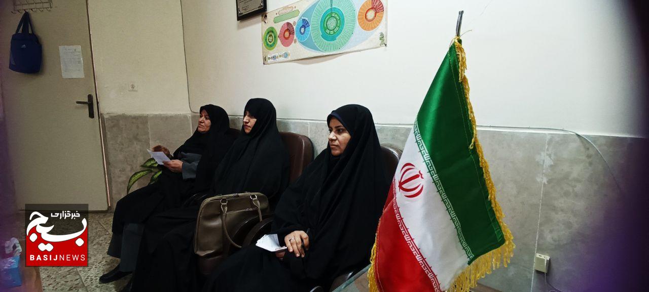نقشآفرینی بانوان پیشکسوت بسیجی، گنجینهای از تجربه در مسیر خدمت به جامعه اسلامی نقشآفرینی بانوان پیشکسوت بسیجی، گنجینهای از تجربه در مسیر خدمت به جامعه اسلامی