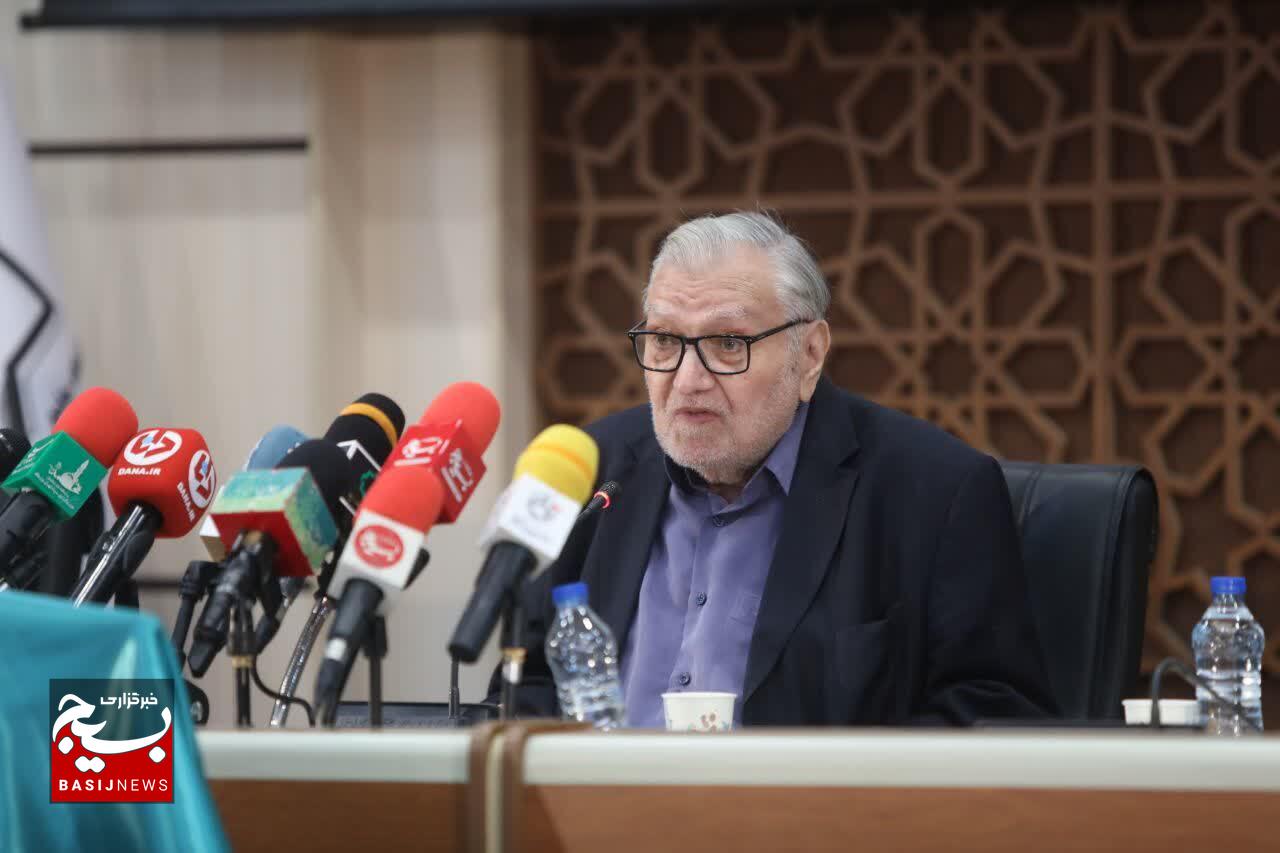 آیین رونمایی از ویراست جدید کتاب ماندگار «ارتباط انسان – جهان»