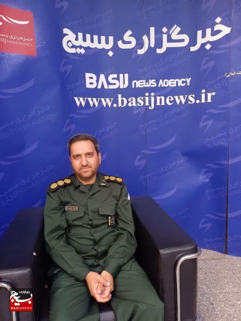 برگزاری یادواره هر شهید دانشآموز در مدارس زنجان با اجرای طرح «لالههای روشن» برگزاری یادواره هر شهید دانشآموز در مدارس زنجان با اجرای طرح «لالههای روشن»