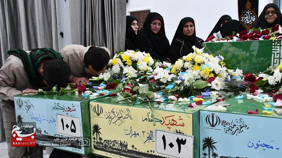 عطرآگین شدن فضای کهگیلویه وبویراحمد با ورود پیکر مطهر ۶ شهید خوشنام عطرآگین شدن فضای کهگیلویه وبویراحمد با ورود پیکر مطهر ۶ شهید خوشنام