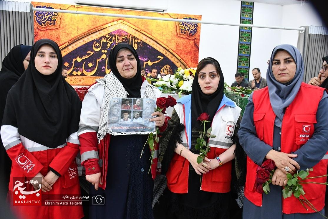 عطرآگین شدن فضای کهگیلویه وبویراحمد با ورود پیکر مطهر ۶ شهید خوشنام عطرآگین شدن فضای کهگیلویه وبویراحمد با ورود پیکر مطهر ۶ شهید خوشنام