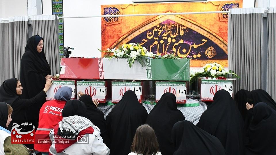 عطرآگین شدن فضای کهگیلویه وبویراحمد با ورود پیکر مطهر ۶ شهید خوشنام عطرآگین شدن فضای کهگیلویه وبویراحمد با ورود پیکر مطهر ۶ شهید خوشنام