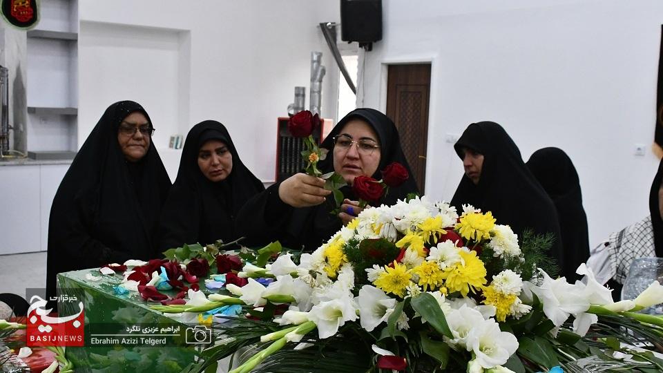 عطرآگین شدن فضای کهگیلویه وبویراحمد با ورود پیکر مطهر ۶ شهید خوشنام عطرآگین شدن فضای کهگیلویه وبویراحمد با ورود پیکر مطهر ۶ شهید خوشنام