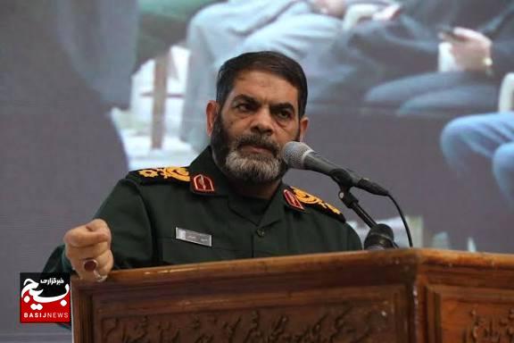 بسیج؛ جان‌پناه ملت و امیدآفرین انقلاب اسلامی