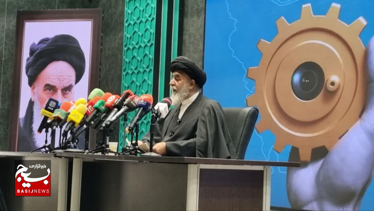 تولیت مسجد مقدس جمکران: رسانه انقلابی باید پرچمدار امید و روایت‌گری صحیح باشد