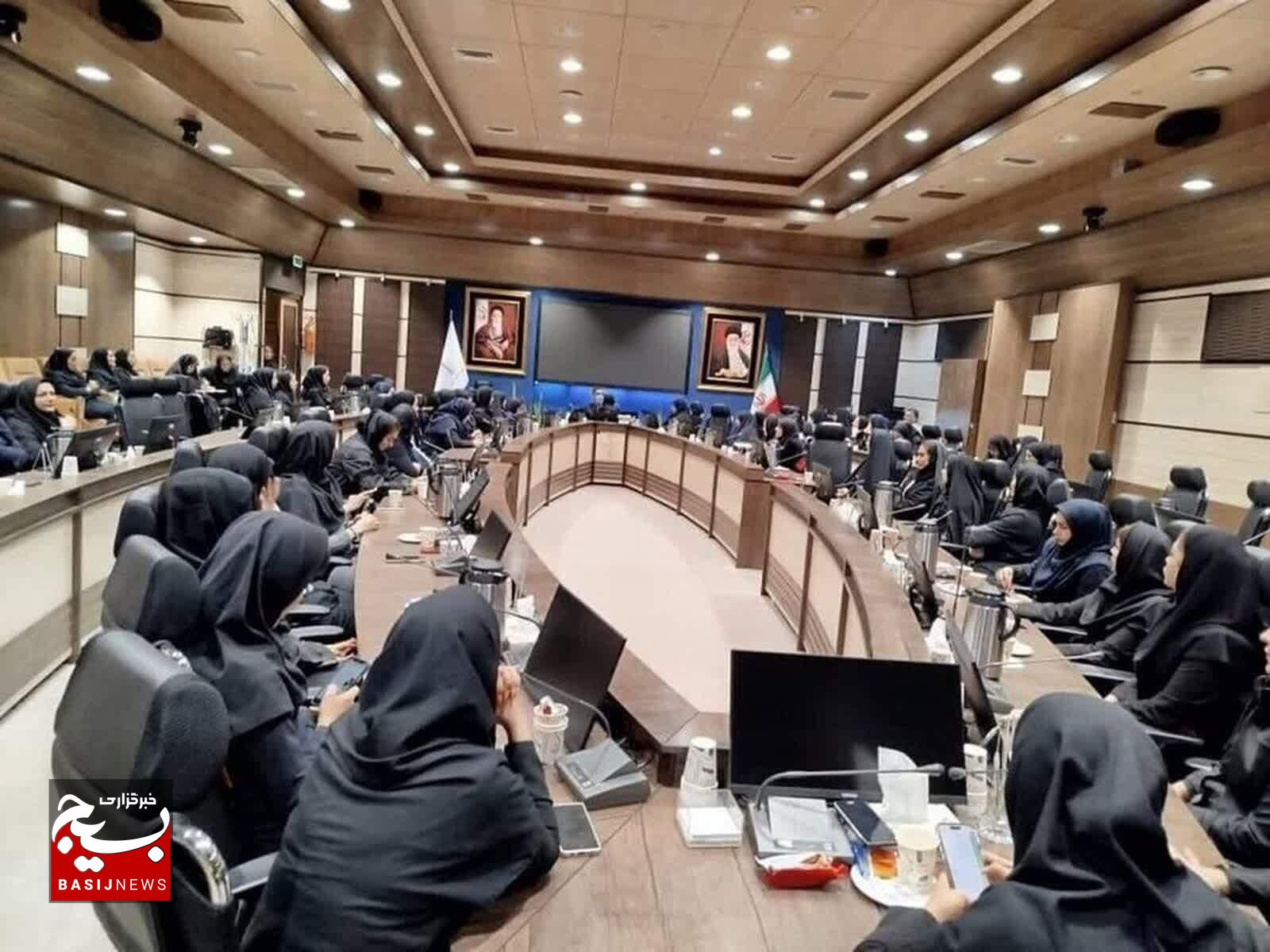 برگزاری دوره سواد رسانهای بسیجیان شهرداری کرج برگزاری دوره سواد رسانهای بسیجیان شهرداری کرج