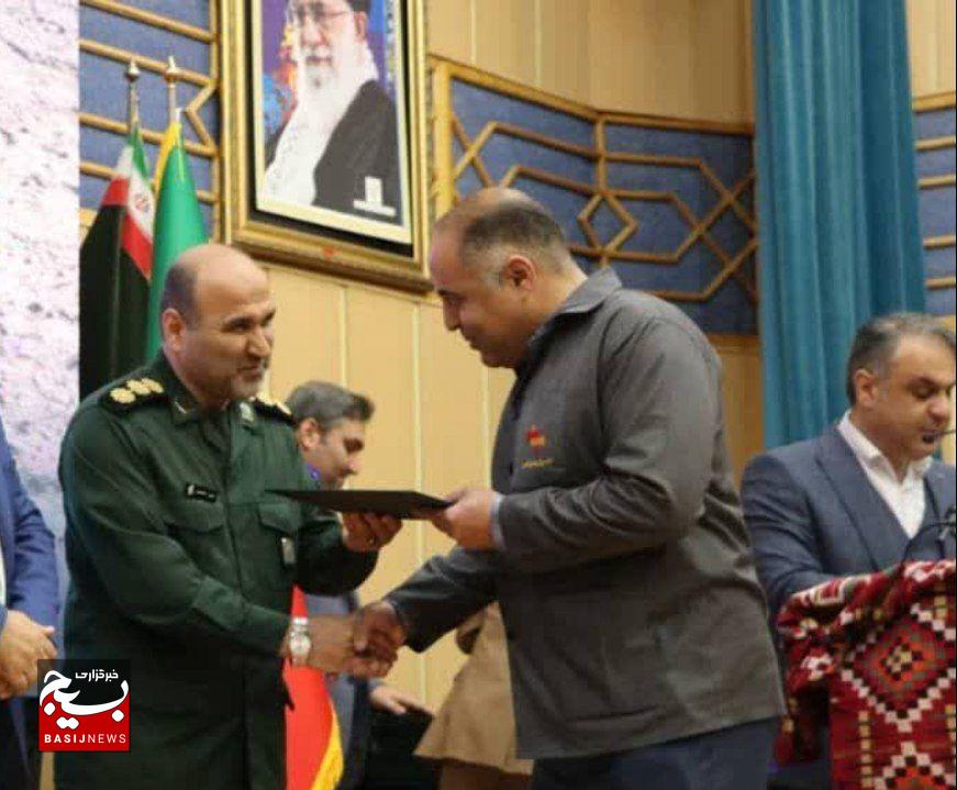 مدیر فنی بسیجی با حمایت بسیج موفق به کاهش ۵۰ درصدی مصرف انرژی شد  