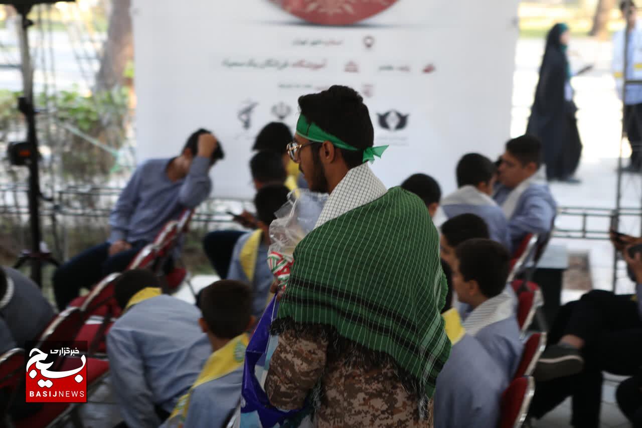مراسم هفته بسیج دانش‌آموزی با حضور وزیر آموزش و پرورش