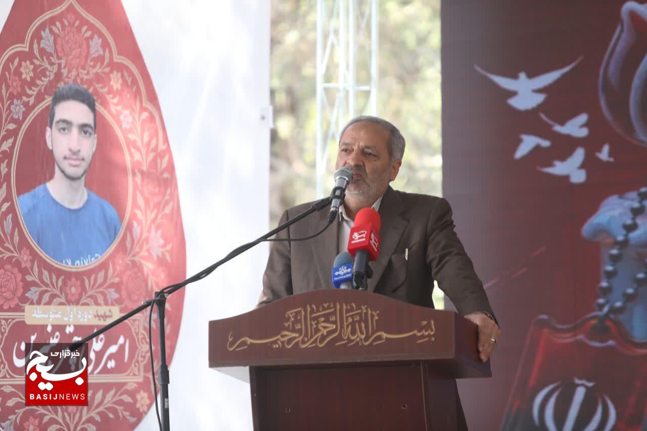 مراسم هفته بسیج دانش‌آموزی با حضور وزیر آموزش و پرورش