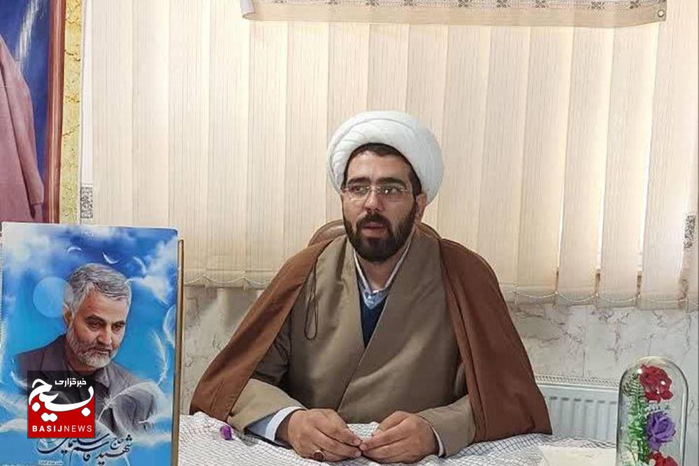بسیج نماد قدرت و پیشرفت در همه عرصه‌ها است