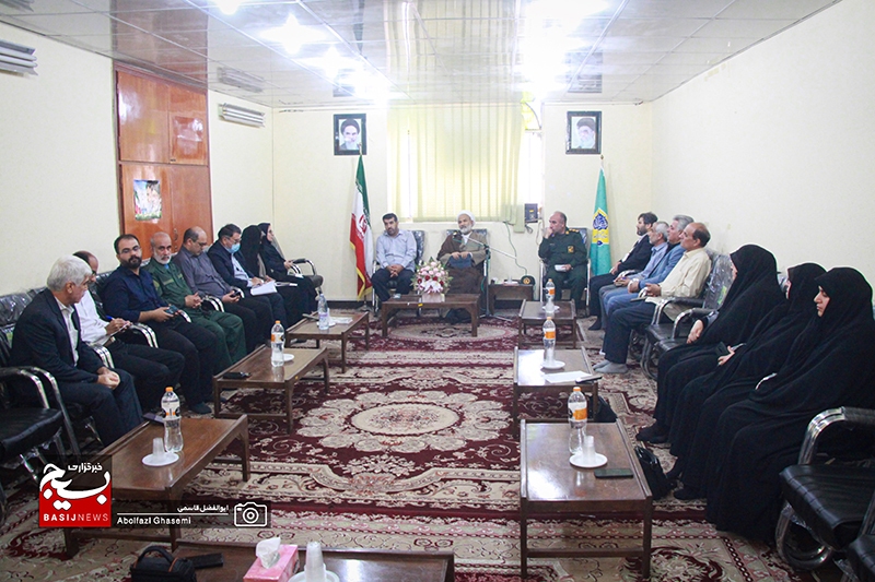 نشست هماهنگی ستاد بزرگداشت «حماسه زنان لَرده دشتستان» برگزار شد