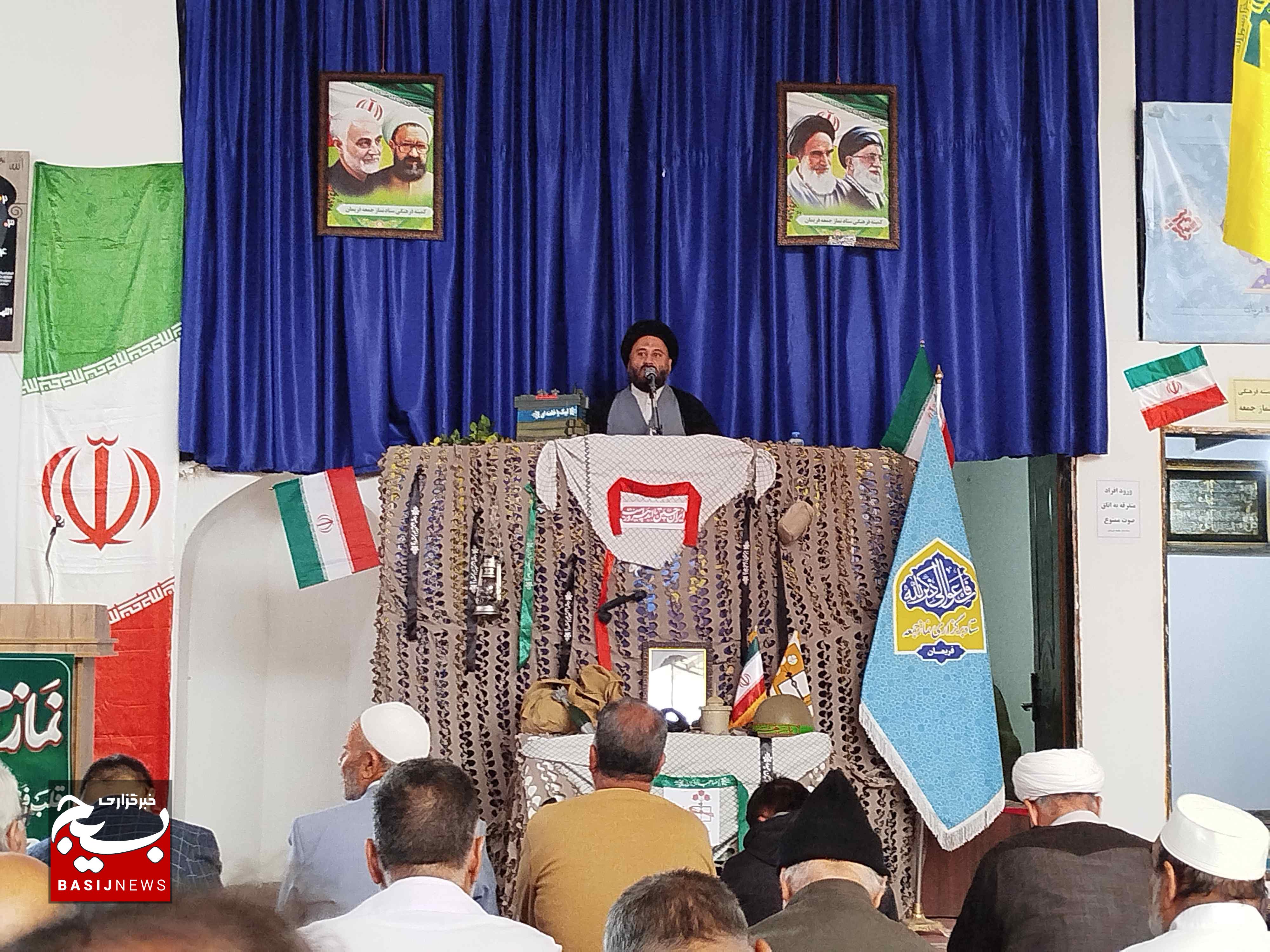 ۱۳ آبان نماد جانفشانی و ایثارگری دانش آموزان و دانشجویان ما در تاریخ درخشان انقلاب است