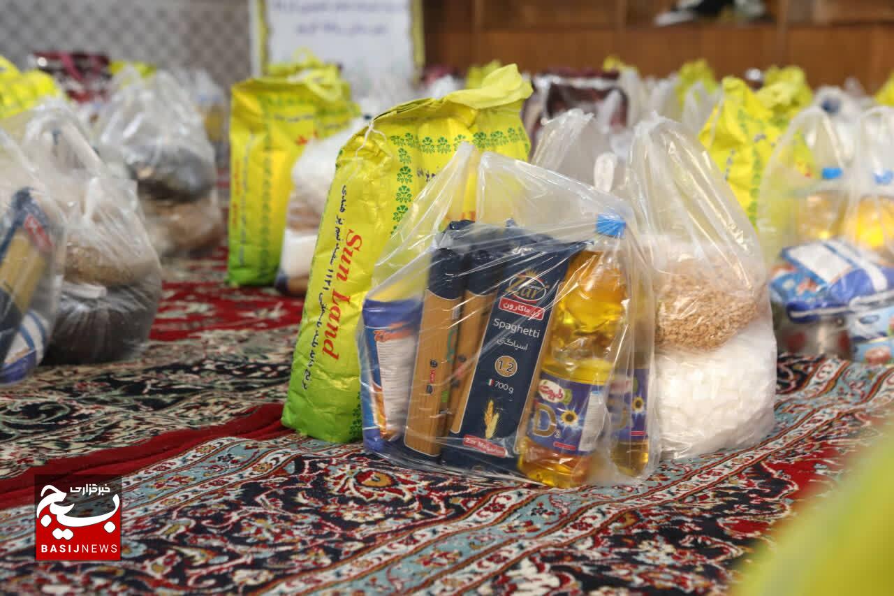 آیین افتتاحیه رزمایش سراسری کارزار خدمت در محله کرامت آلارد واقع در پرندک شهرستان رباط کریم