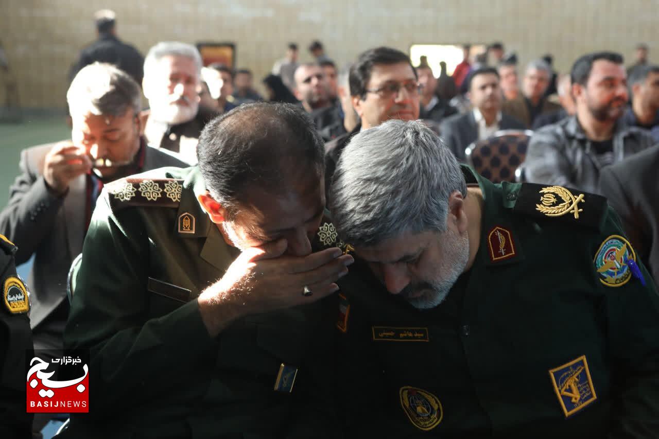 آیین افتتاحیه رزمایش سراسری کارزار خدمت در محله کرامت آلارد واقع در پرندک شهرستان رباط کریم