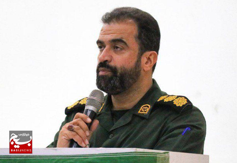 سرنوشت انقلاب در گرو بسیج است سرنوشت انقلاب در گرو بسیج است