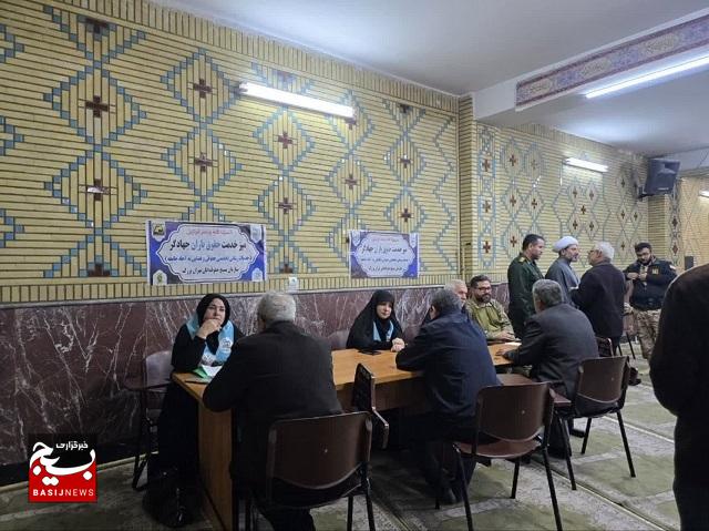 میز خدمت حقوق یاران جهادگر با حضور وکلای دادگستری و مسئول سازمان بسیج حقوق‌دانان تهران بزرگ برگزار شد.
