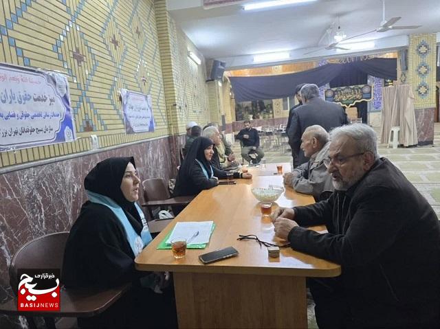 میز خدمت حقوق یاران جهادگر با حضور وکلای دادگستری و مسئول سازمان بسیج حقوق‌دانان تهران بزرگ برگزار شد.