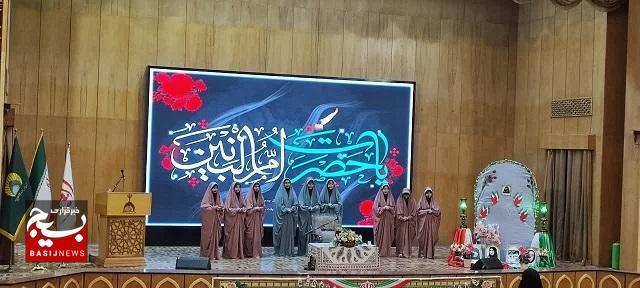 دومین یادواره بانوان شهید منطقه۱۹ با حضور مسئول نمایندگی ولی فقیه سپاه تهران بزرگ در حرم حضرت عبدالعظیم(ع)برگزار شد