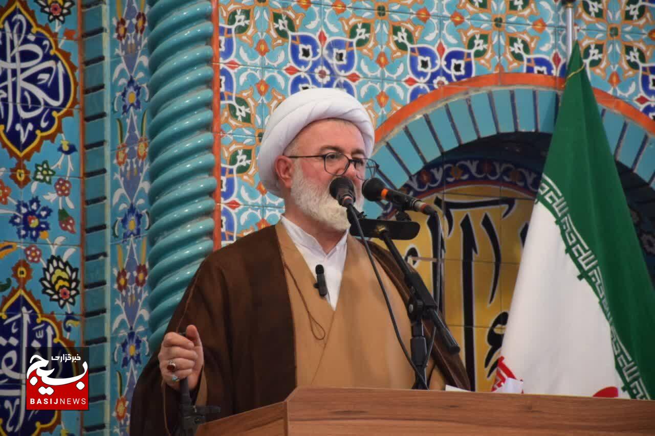 امام جمعه شاهرود: مادری شاخص اصلی هویت زن مسلمان است/دانشجویان باید عزت‌آفرین و مطالبه‌گر باشند
