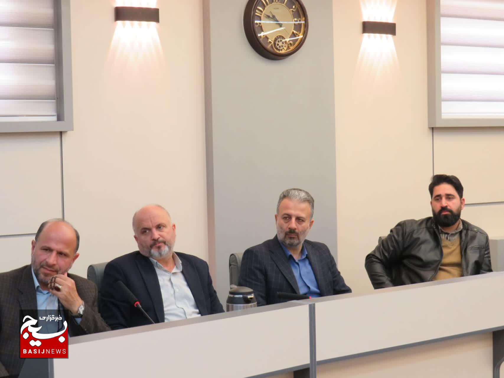 اجلاسیه بزرگداشت ۲۳۷ شهید اصناف گیلان و ۴ شهید آرایشگر استان برگزار می شود اجلاسیه بزرگداشت ۲۳۷ شهید اصناف گیلان و ۴ شهید آرایشگر استان برگزار می شود