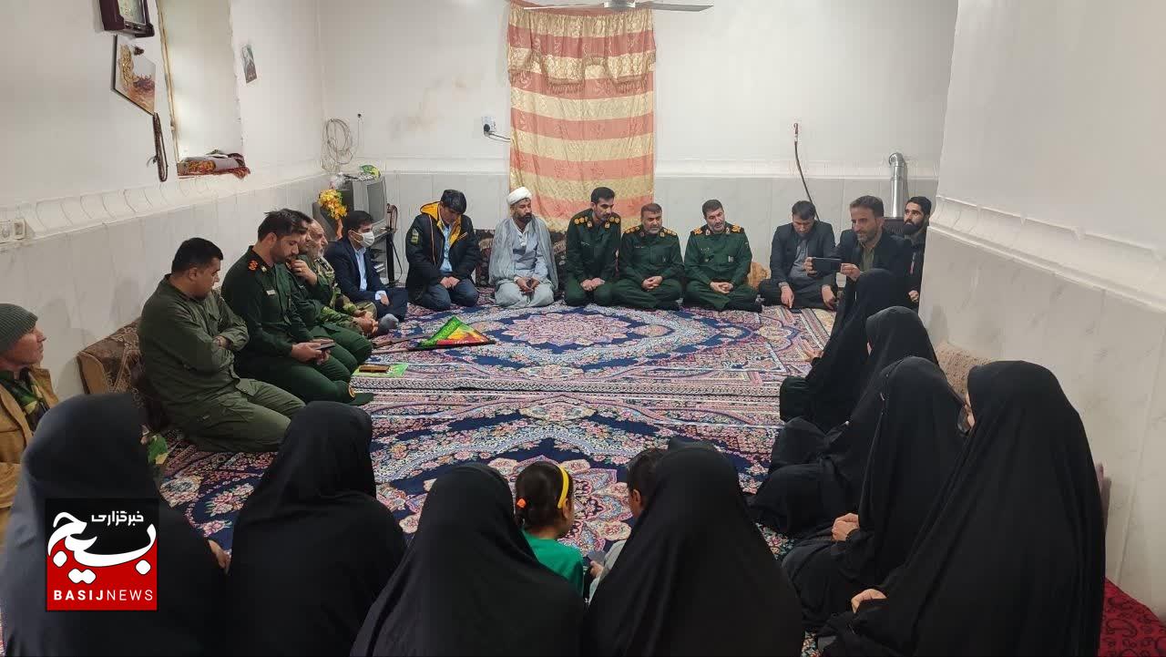 تجلیل فرمانده سپاه فتح از مادران شهدا به مناسبت روز مادر