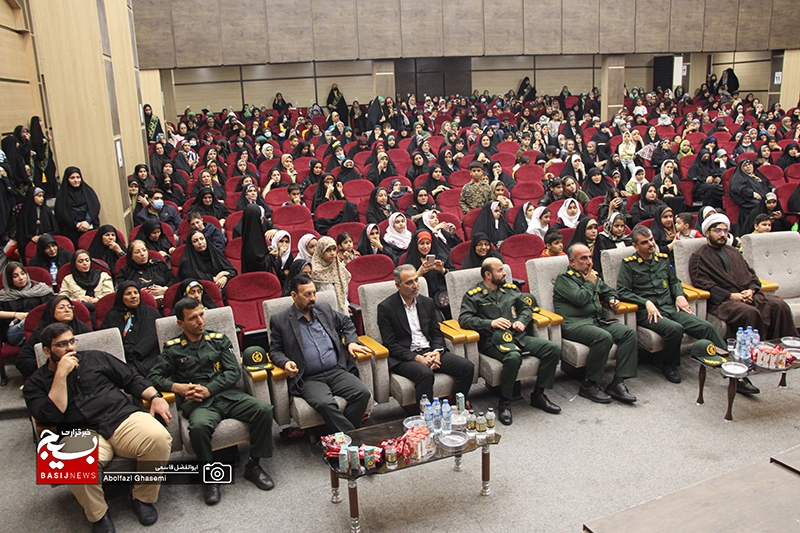 جشن بزرگ «شکوه مادری» در برازجان برگزار شد جشن بزرگ «شکوه مادری» در برازجان برگزار شد
