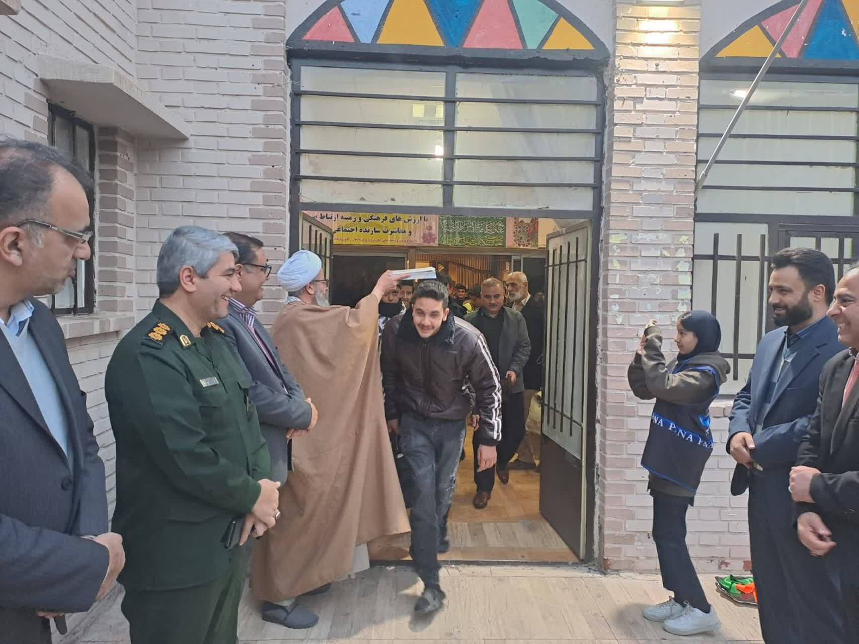 گزارش تصویری | بدرقه کاروان راهیان نور دامغان به کربلای جنوب ایران