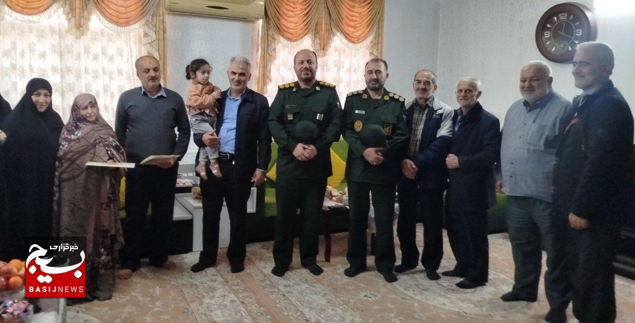 پیشکسوتان پایور میراثداران ارزشهای انقلاب هستند پیشکسوتان پایور میراثداران ارزشهای انقلاب هستند