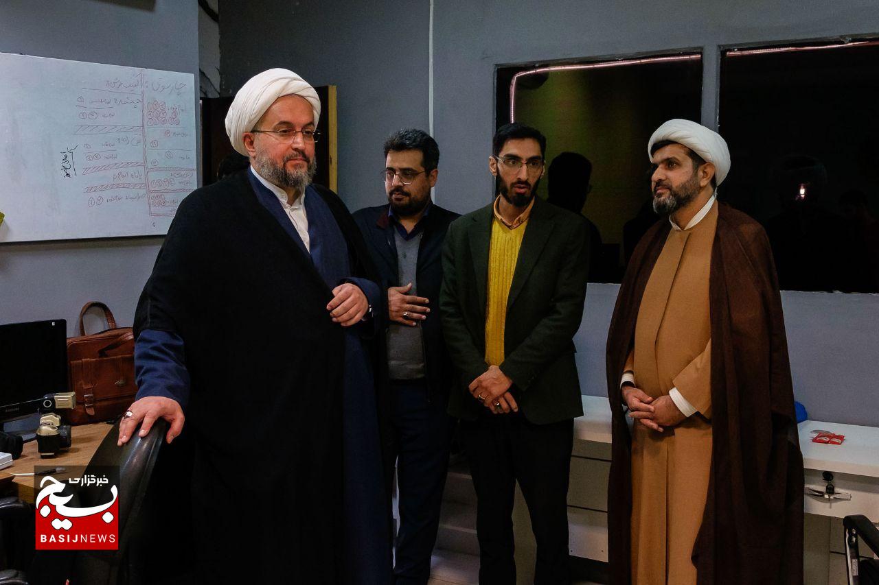 مرکز رسانه صدر؛ بستری برای تولید و توزیع محتوای رسانه‌ای جبهه انقلاب