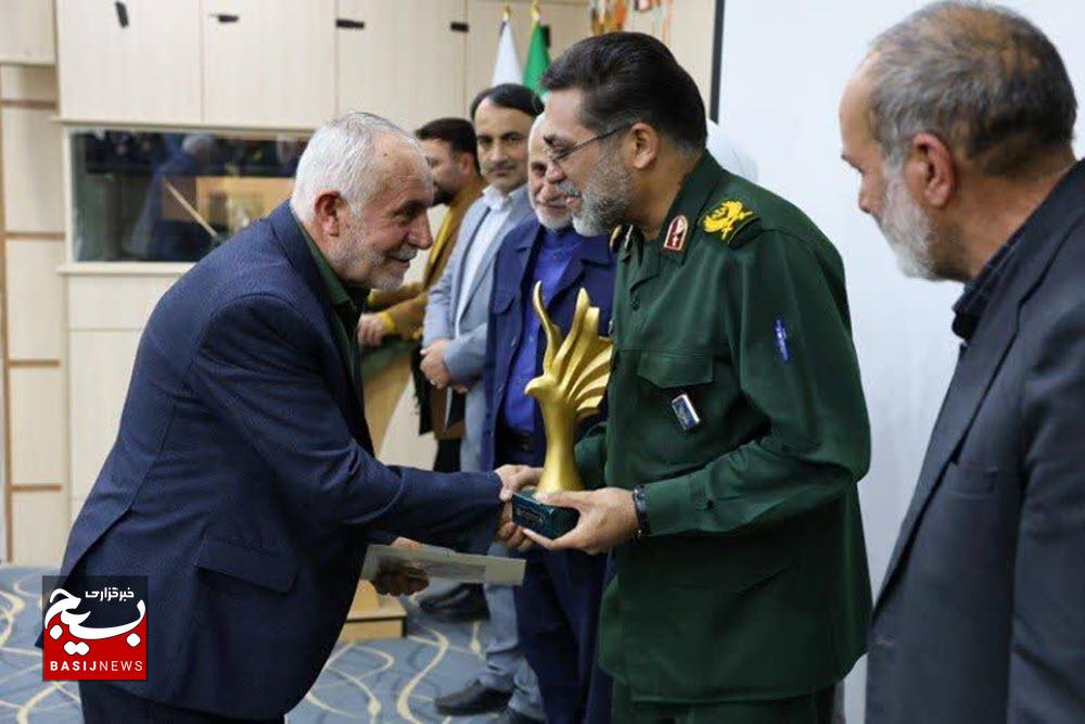 اراده جوانان، سد شکستناپذیر در برابر دشمن اراده جوانان، سد شکستناپذیر در برابر دشمن