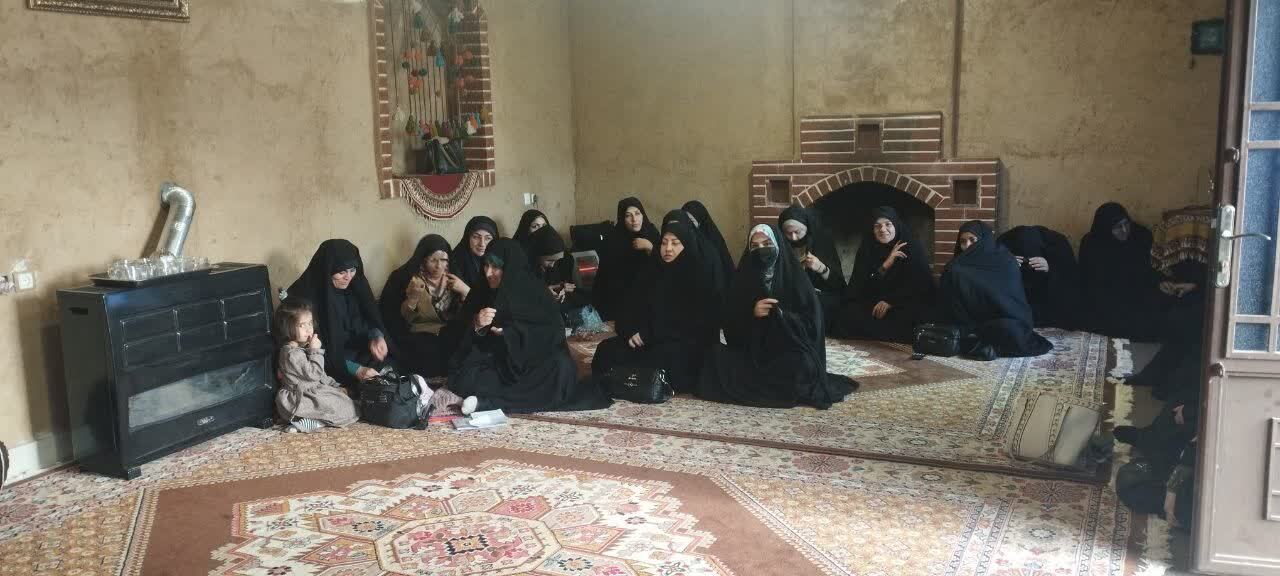 تجلیل از خواهران شاغل در سپاه فتح به مناسبت روز زن