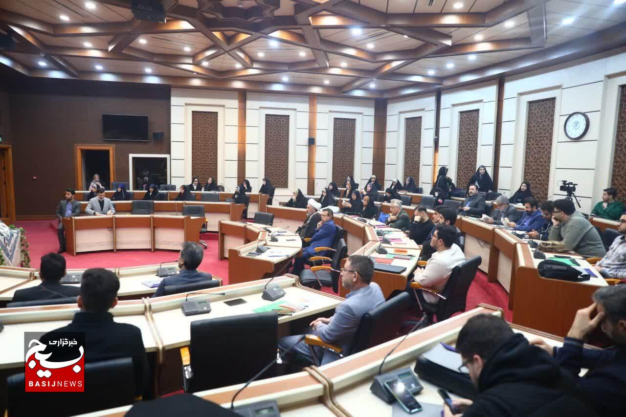 آیین گرامیداشت هفته پژوهش در دانشگاه جامع انقلاب اسلامی