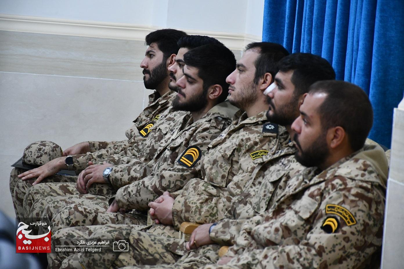 دیدار سربازان ستاد سپاه فتح با نماینده ولی فقیه در کهگیلویه و بویراحمد