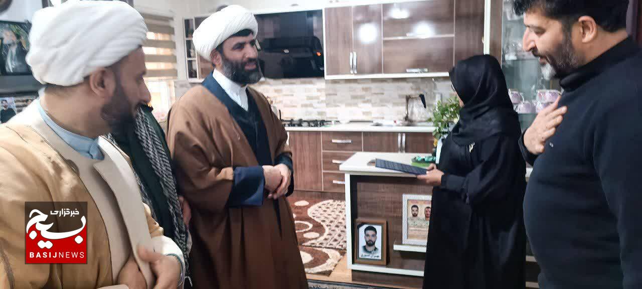 بازدید جانشین مسئول نمایندگی ولیفقیه در سپاه قدس گیلان از حوزههای مقاومت بسیج سپاه فومن بازدید جانشین مسئول نمایندگی ولیفقیه در سپاه قدس گیلان از حوزههای مقاومت بسیج سپاه فومن